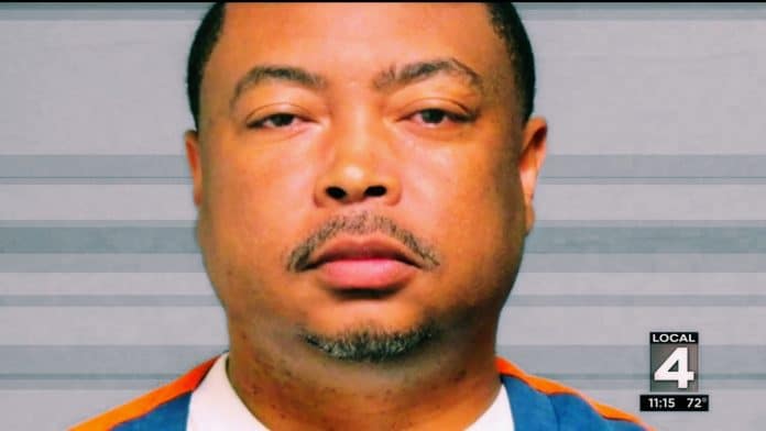 Former Detroit cop shipped to federal prison for accepting bribes to do the dirty while on duty
